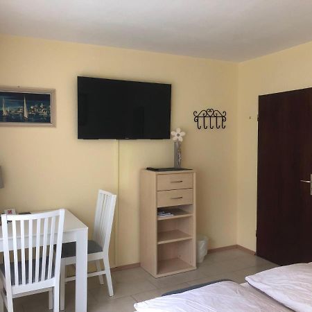 Ferienwohnung Appartement In Rheinbrohl المظهر الخارجي الصورة