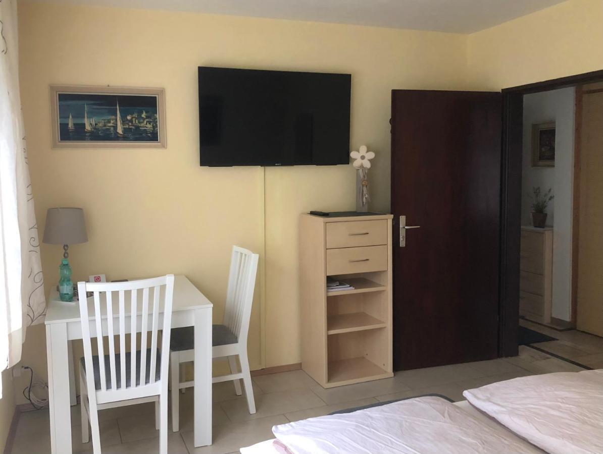 Ferienwohnung Appartement In Rheinbrohl المظهر الخارجي الصورة