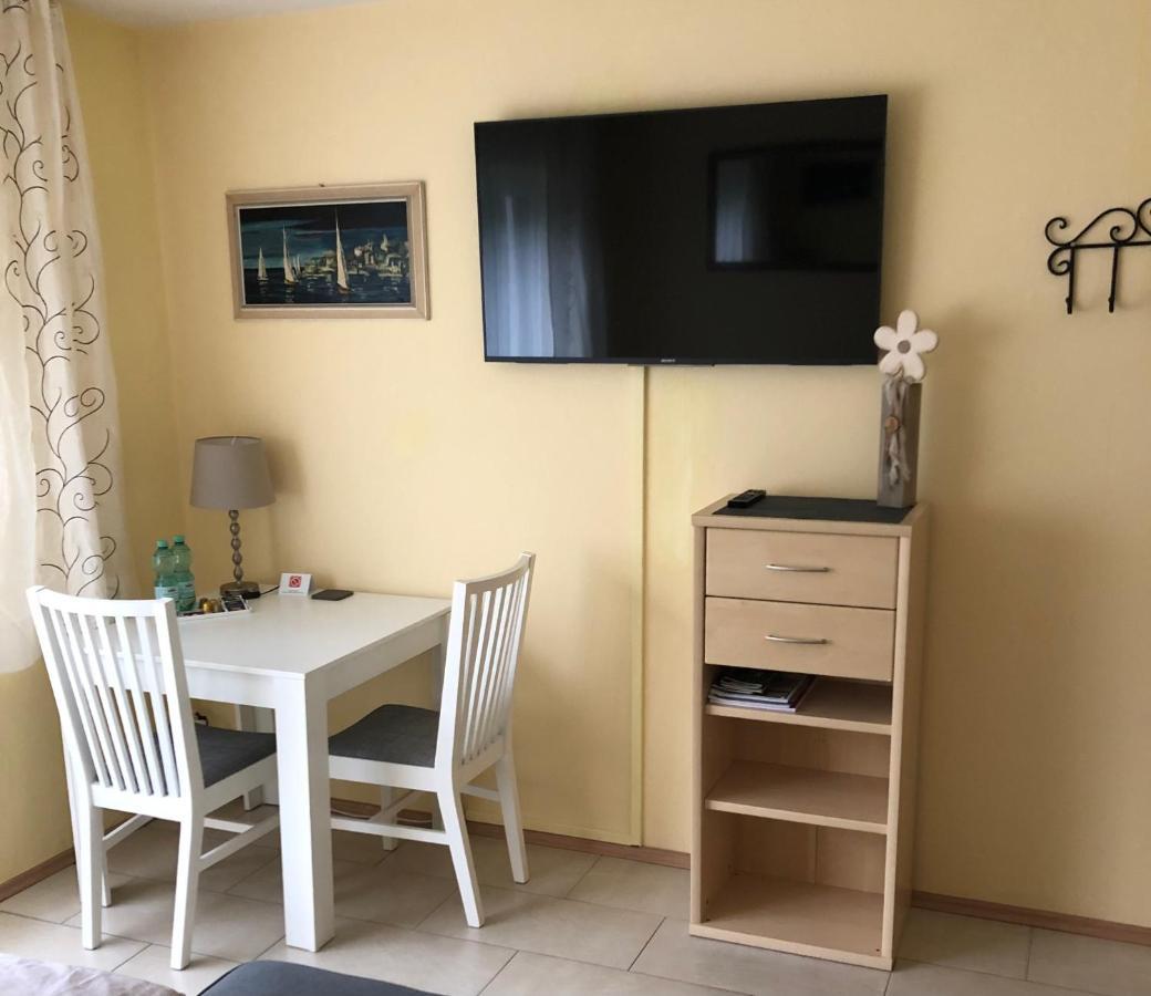 Ferienwohnung Appartement In Rheinbrohl المظهر الخارجي الصورة